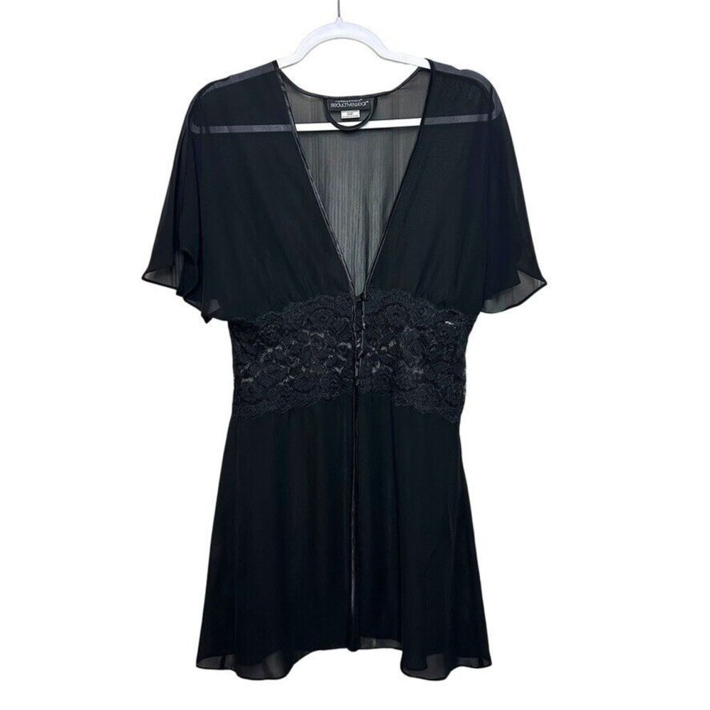 Cinema Etoile Seductive Wear Button Robe NWT‎ Women's L Black Sheer Lace